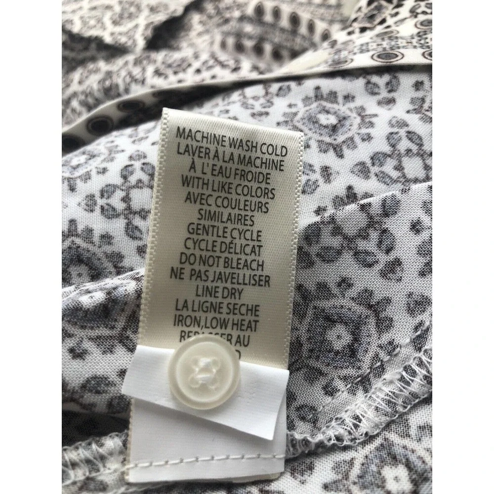 Max Studio Sleeveless Button Up Top White‎ Black Gray Small Print